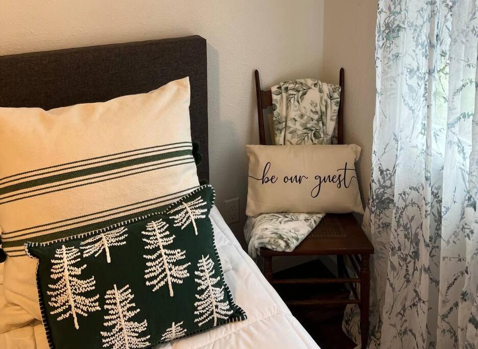Cozy Getaway At Lake O' The Pines Ore City Esterno foto